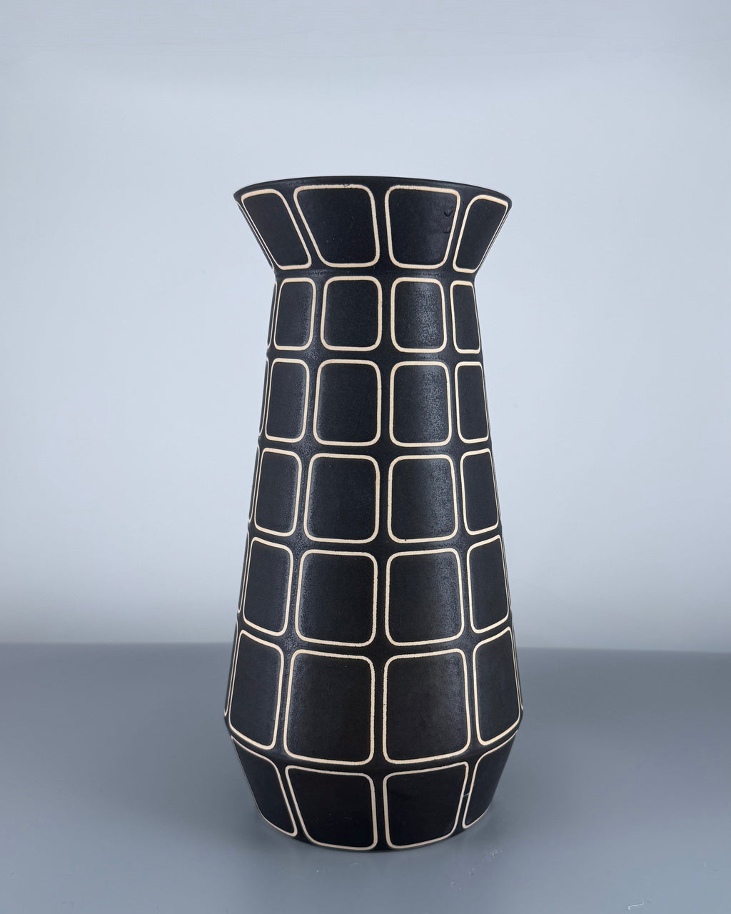 9.75" White/Black Grid Vase